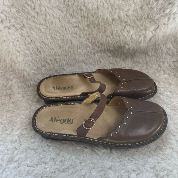 Alegria Leather brown wedge clogs with gold tone studs accents Size 40 US 9.5 - Picture 2 of 8